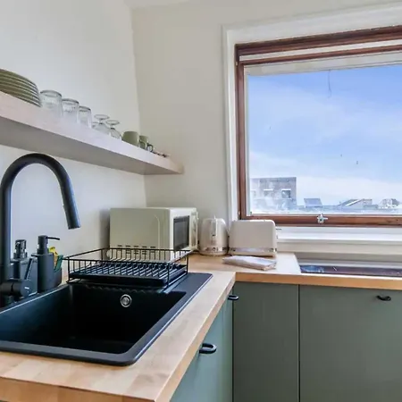 Beautiful Renovated On Port De *