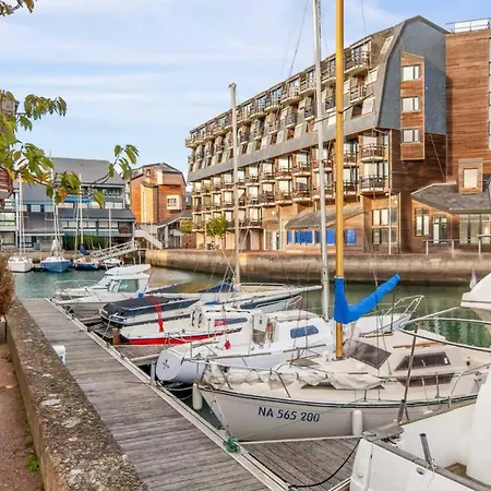 Beautiful Renovated On Port De Apartamento *